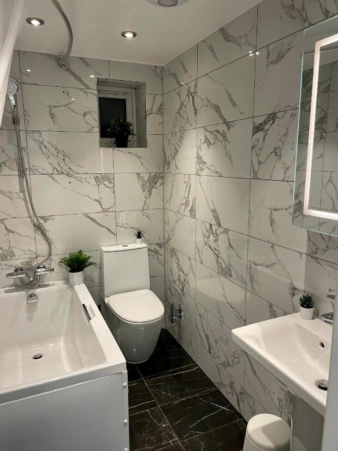Smart/ Modern One Bedroom Flat 普尔雷 外观 照片